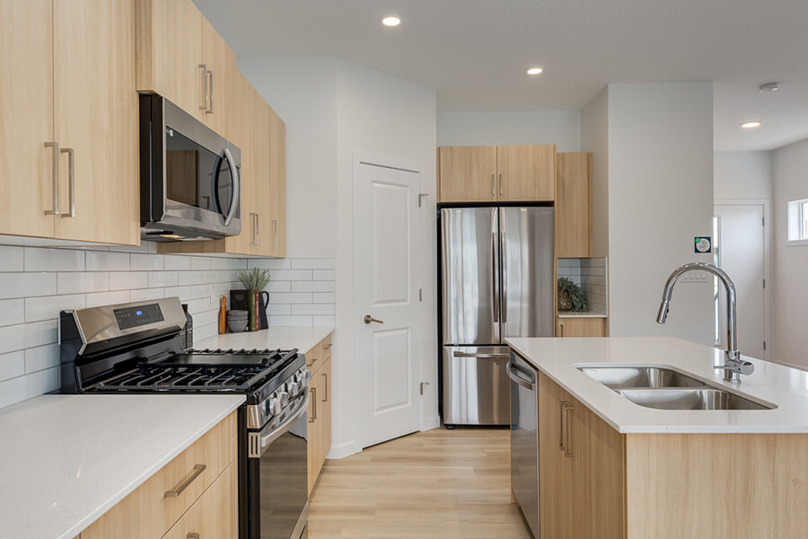 Emerson Show Home Excel Homes Orchards Edmonton Kitchen Detail
